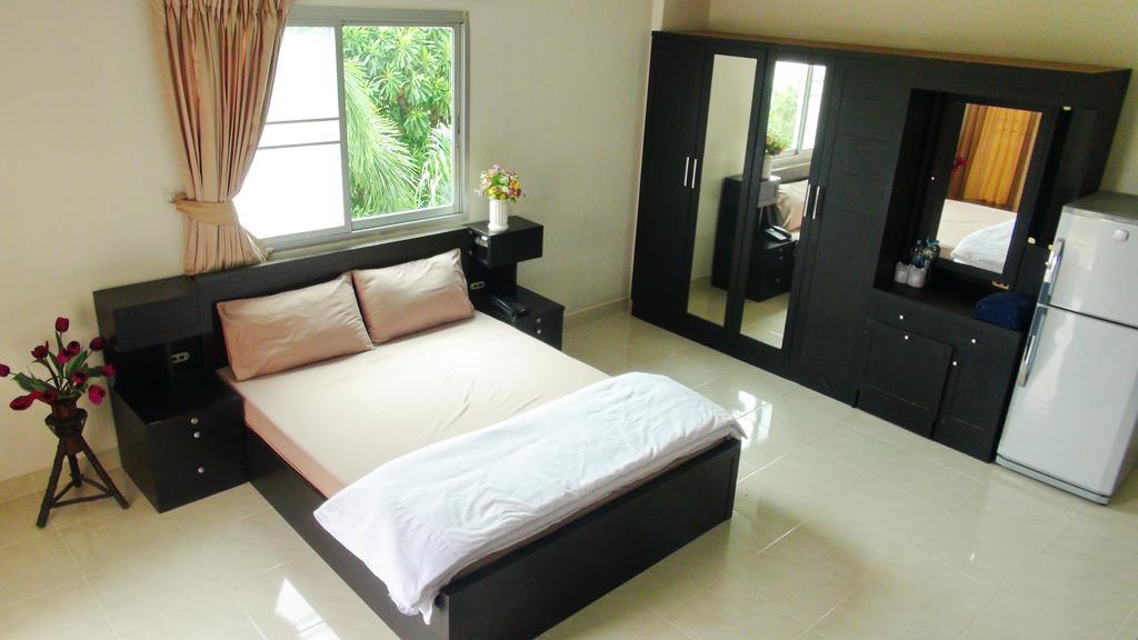 Larrivee Otel Bang Bo Oda fotoğraf