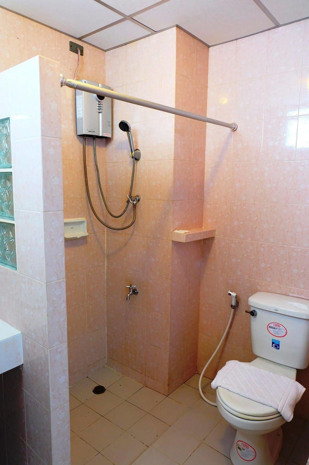 Larrivee Otel Bang Bo Dış mekan fotoğraf