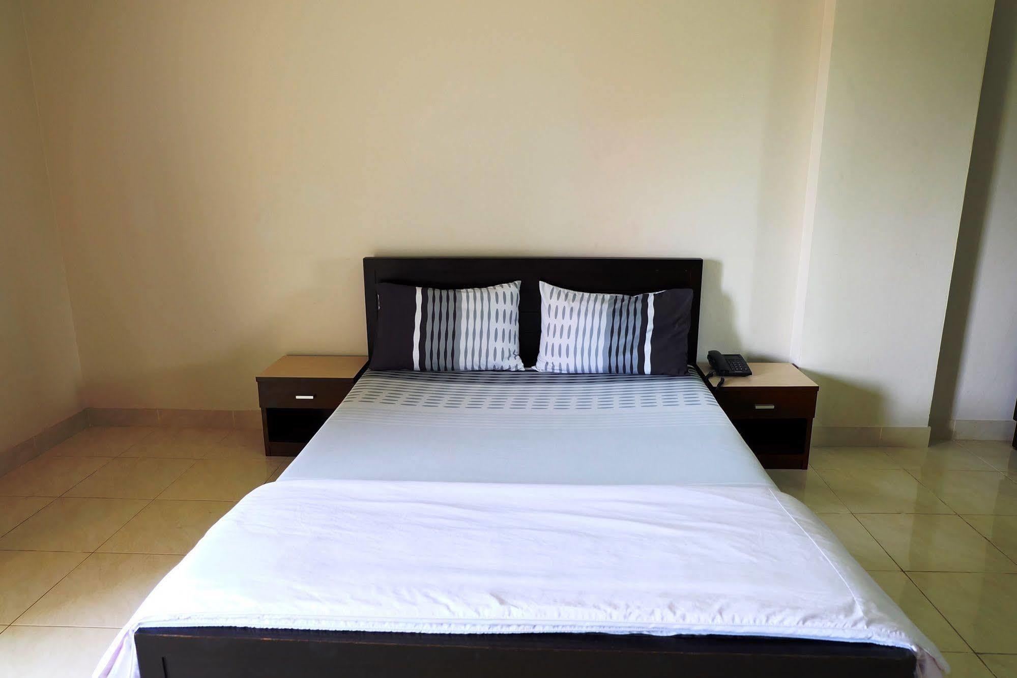 Larrivee Otel Bang Bo Dış mekan fotoğraf