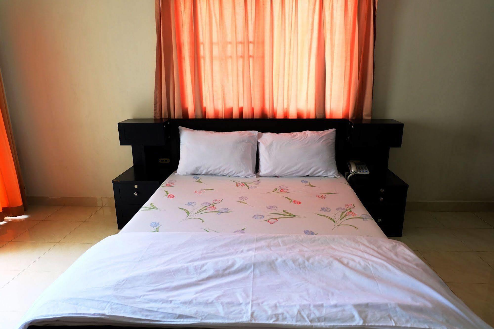 Larrivee Otel Bang Bo Dış mekan fotoğraf